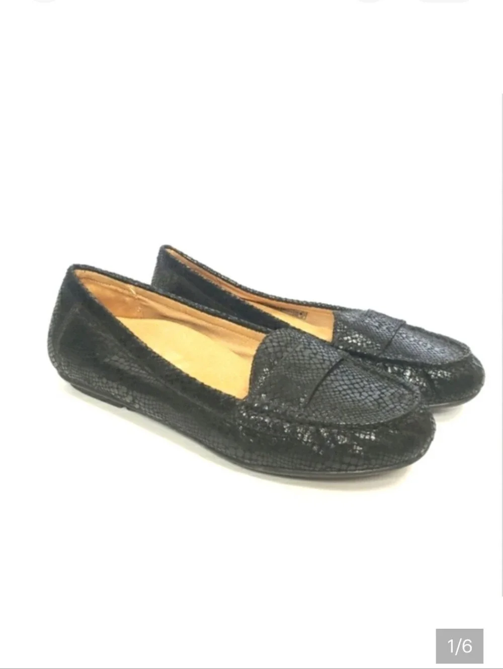 Vionic Lurrun black snack embossed slip on moccasin loafer comfort Flat shoe